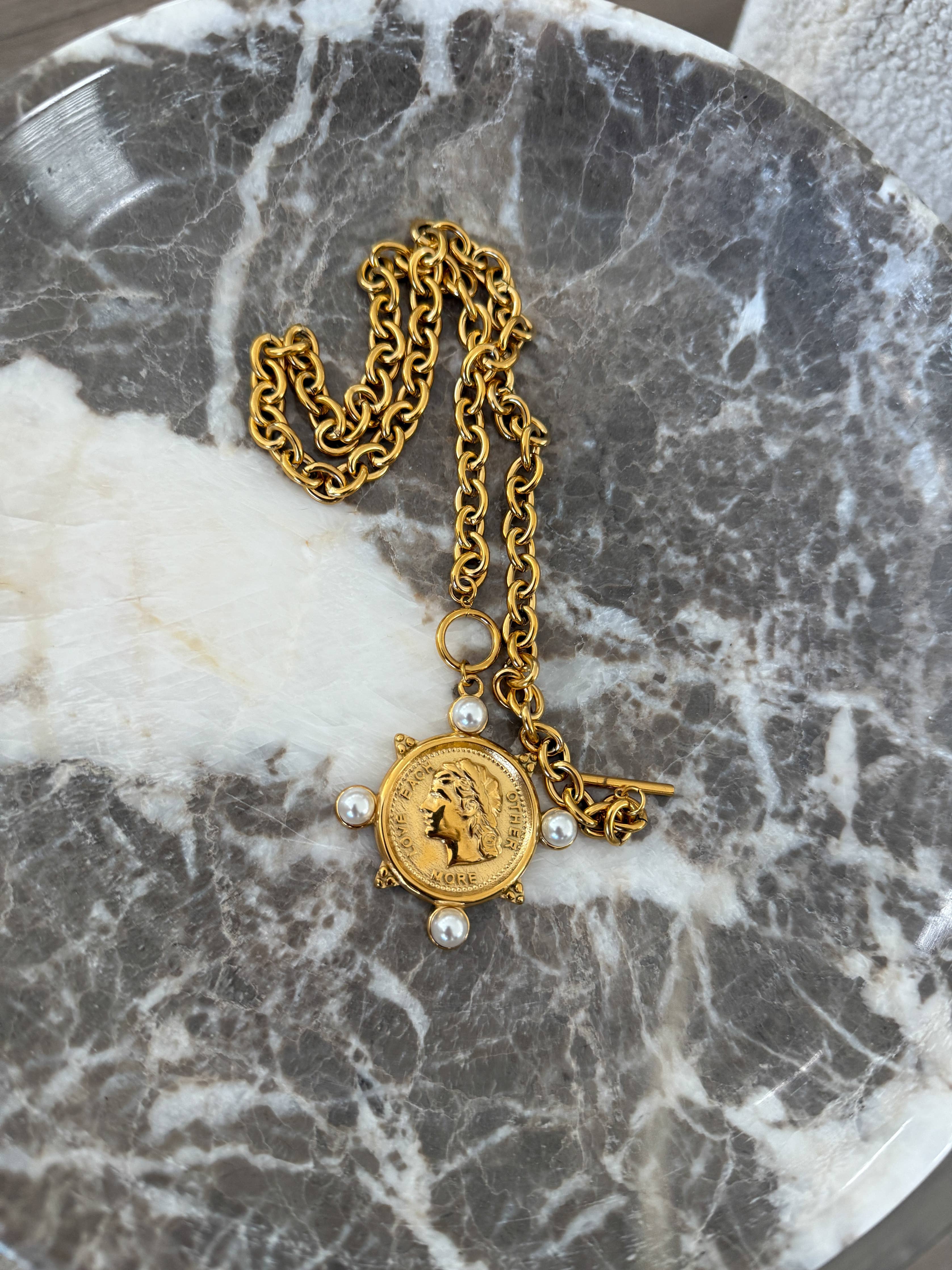 pearl coin necklace