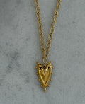 the jada necklace