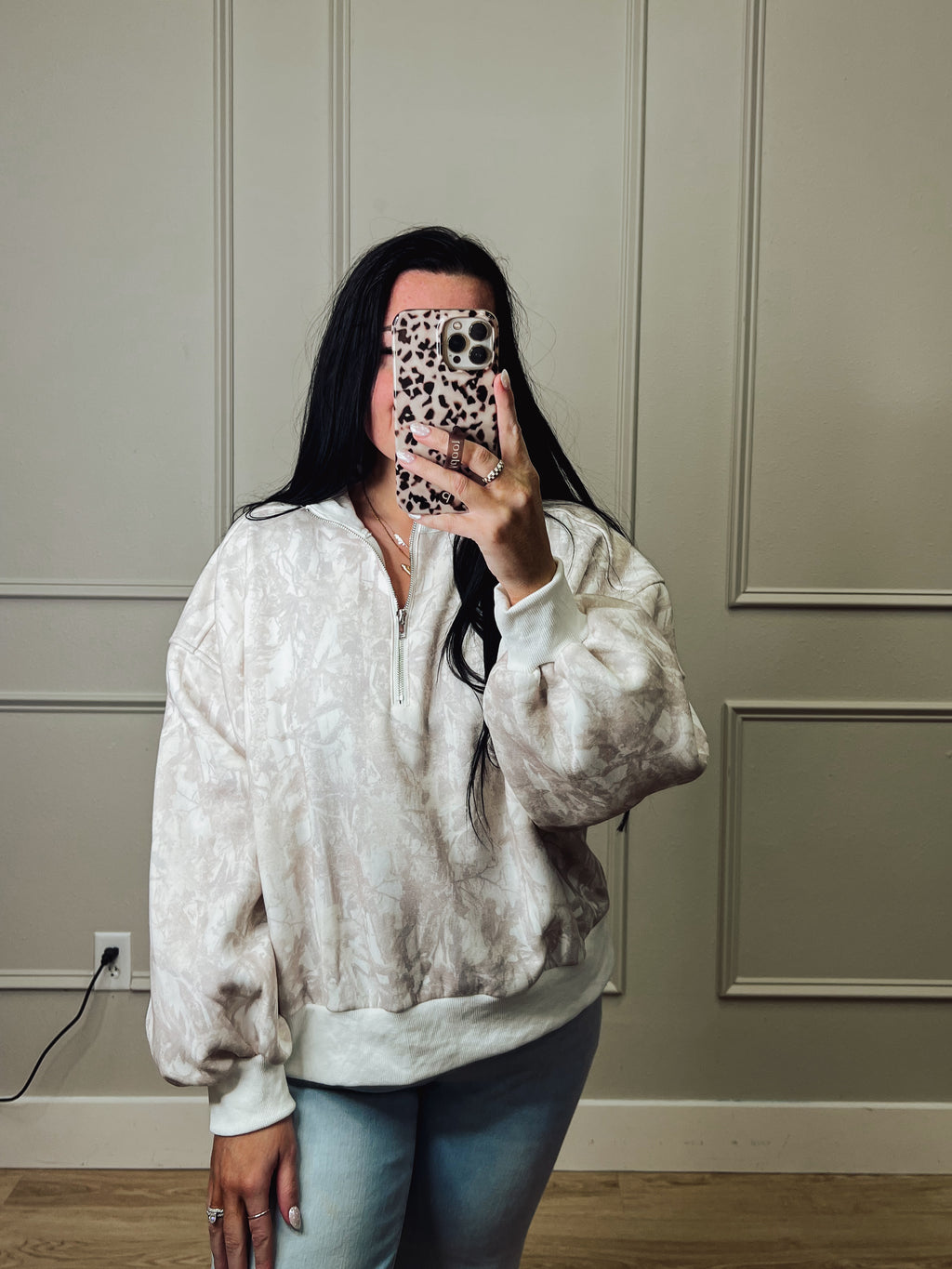 light camo zip up sweater
