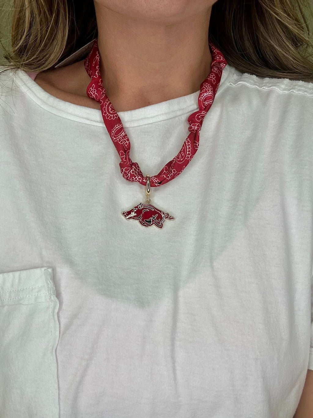 Razorbacks Scarf Neclace