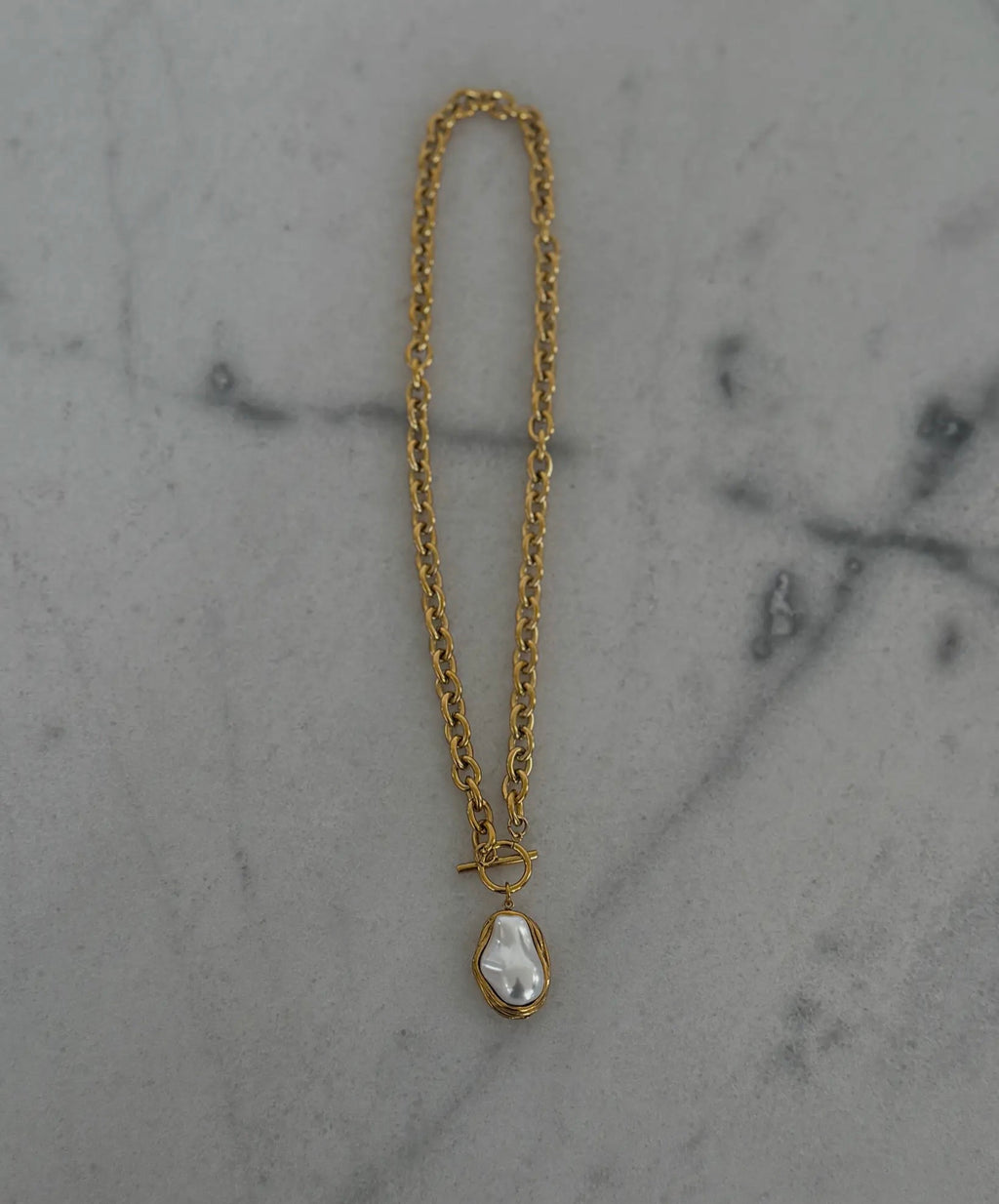 pearl drop necklace