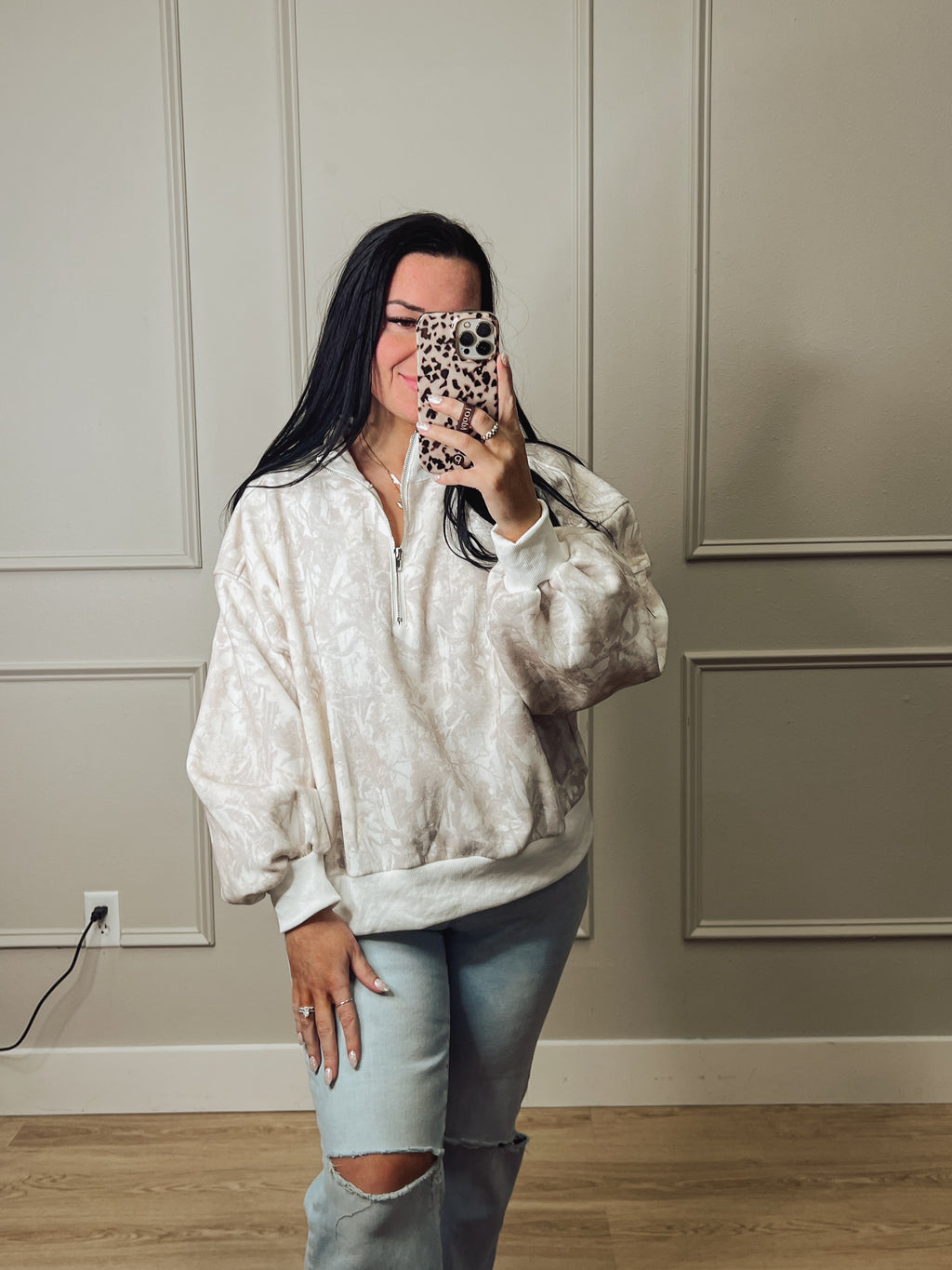 light camo zip up sweater