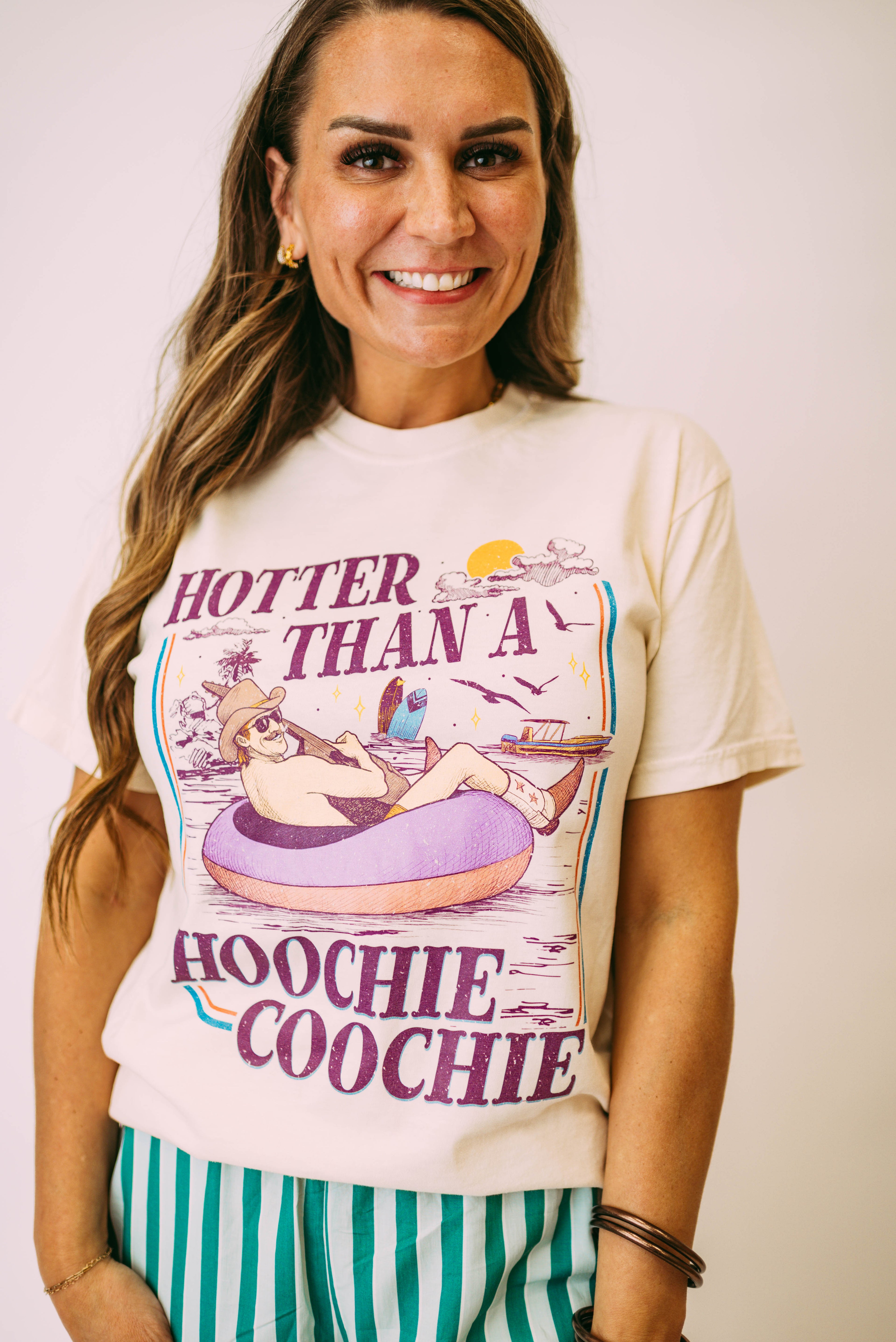 BEST SELLER: hotter than a hoochie coochie tee