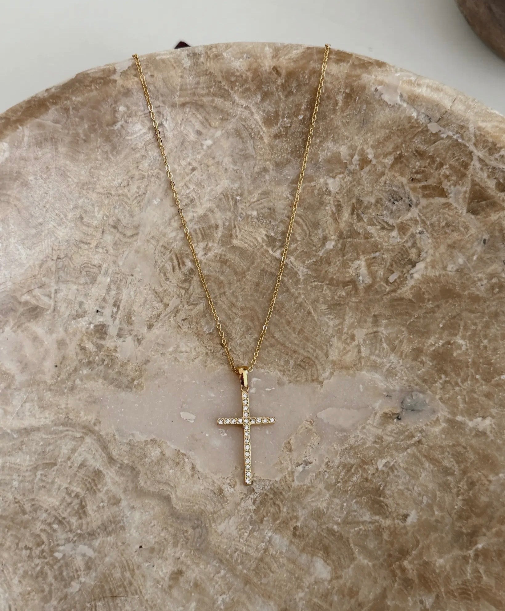 the madi necklace