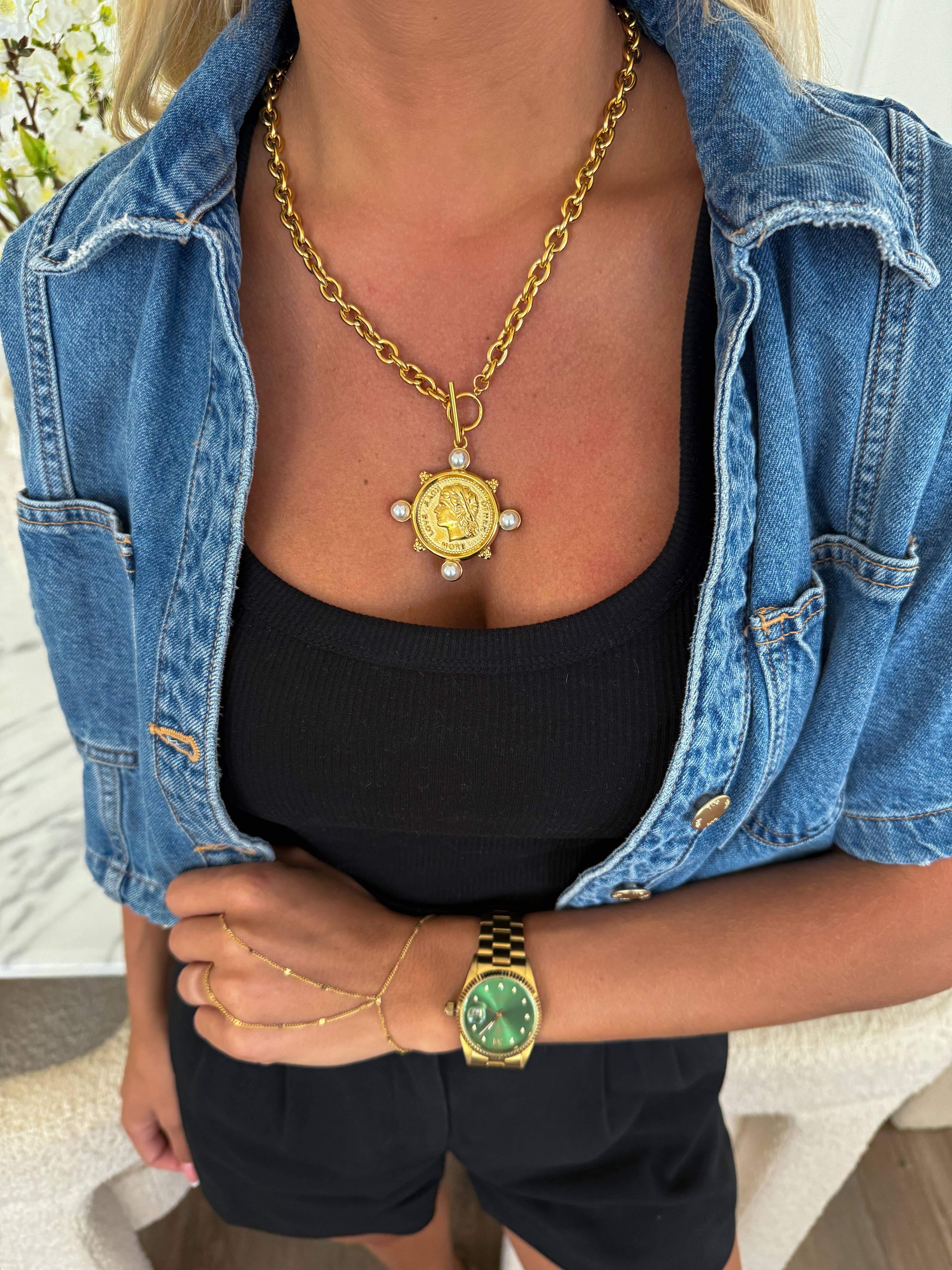 pearl coin necklace