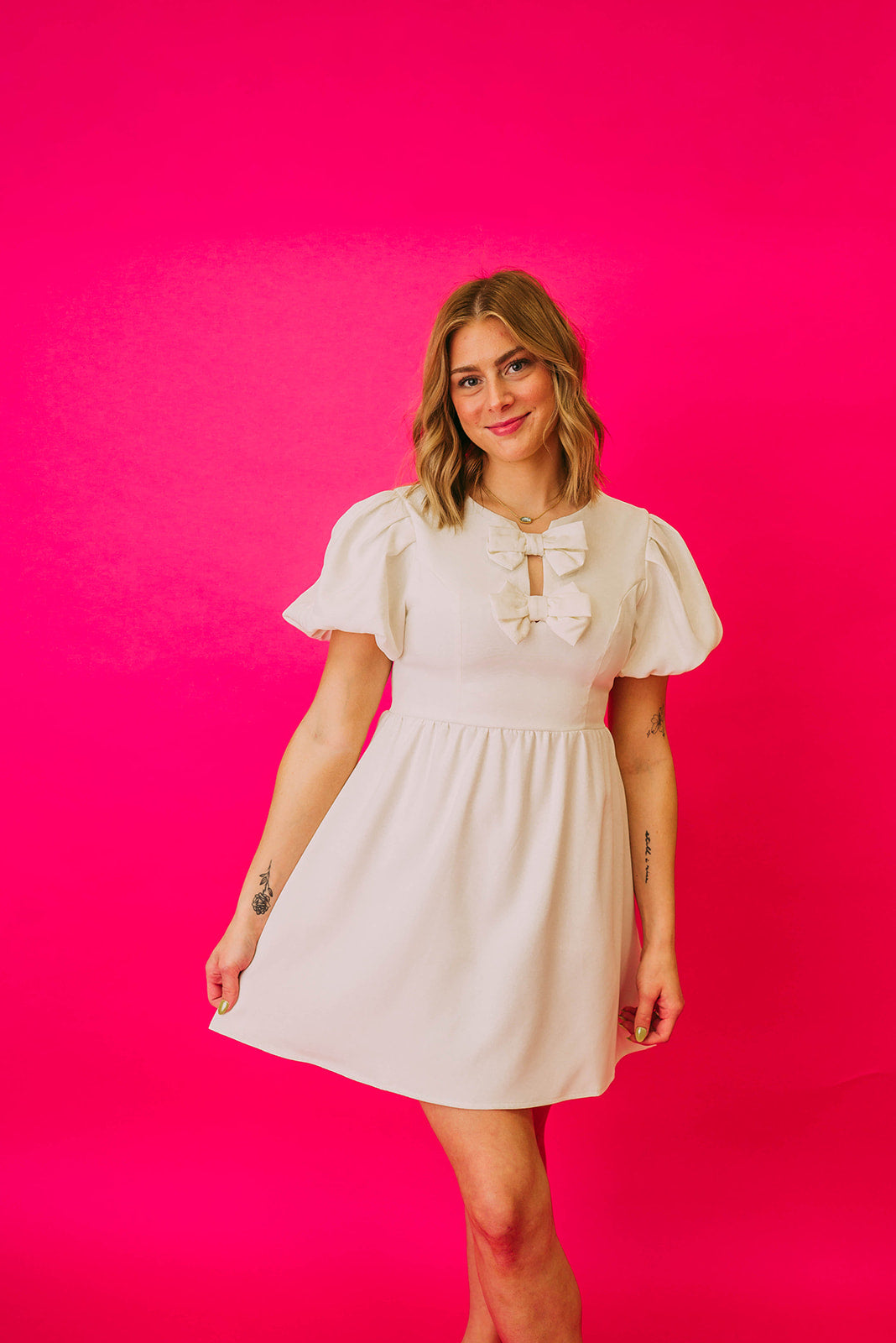 v neck puff sleeve dress