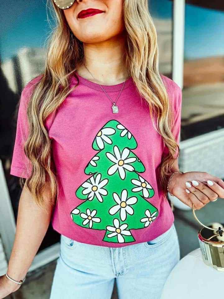 Daisy Christmas Tree tee