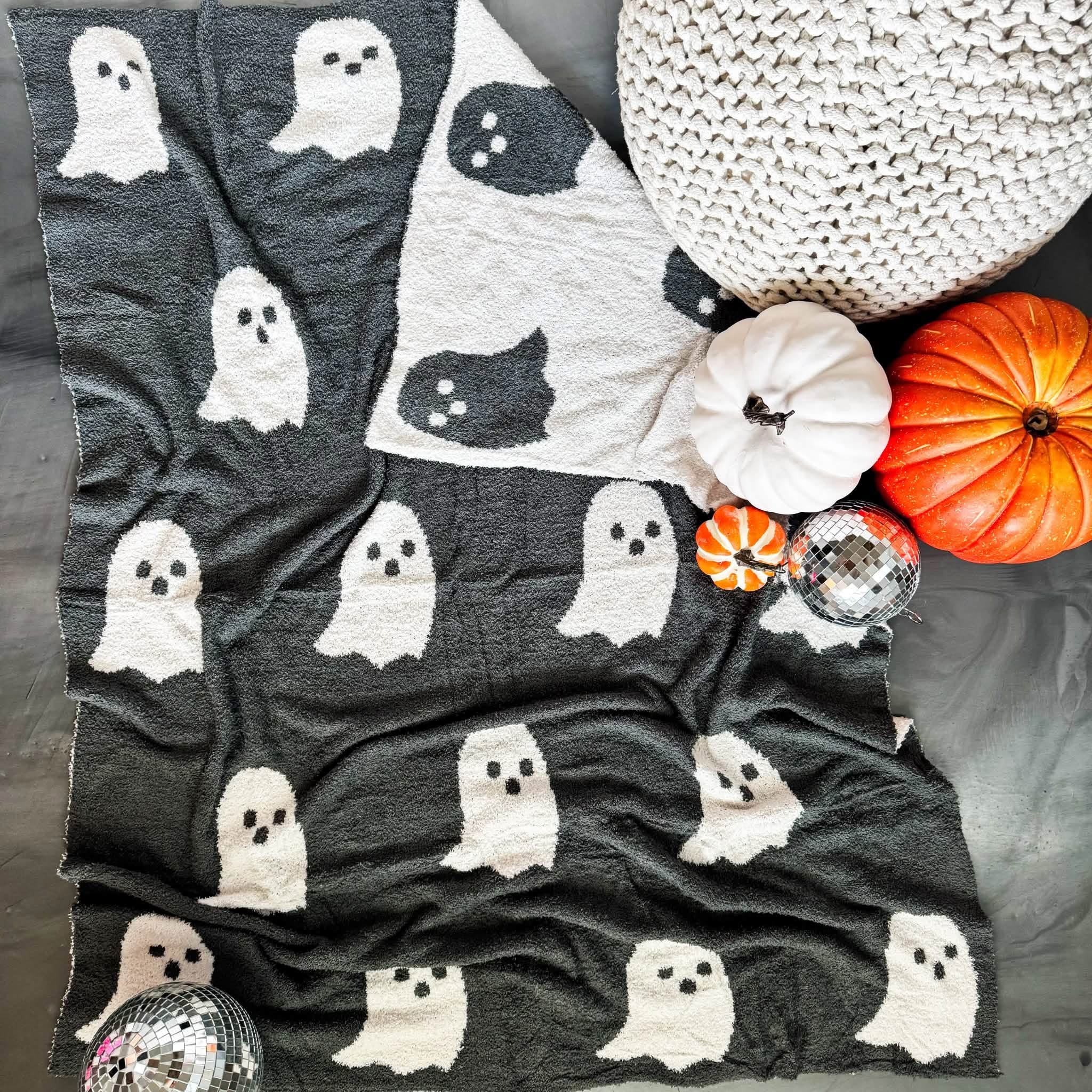 (PREORDER) reversible ghost blanket