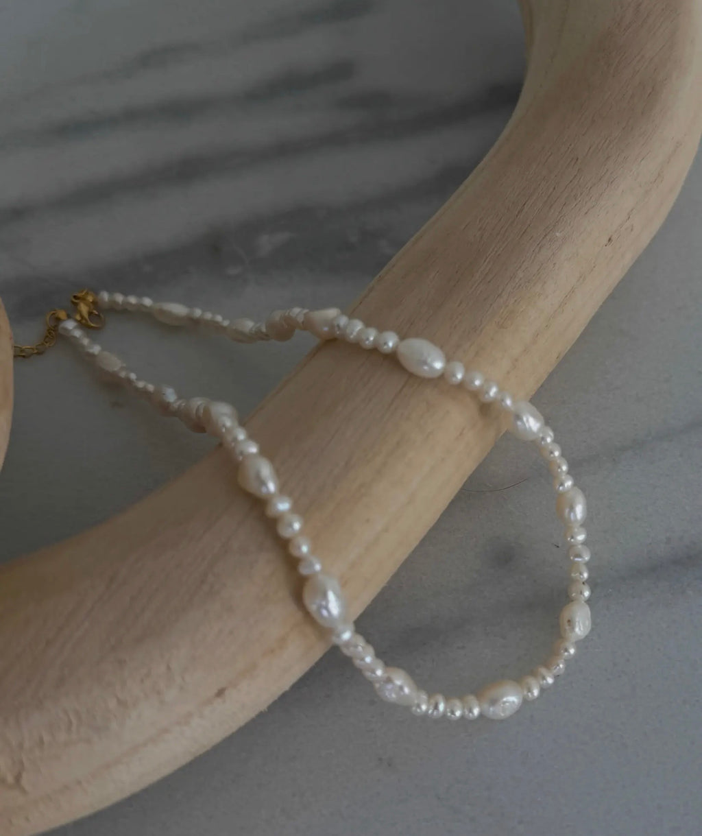 The Arianna Necklace