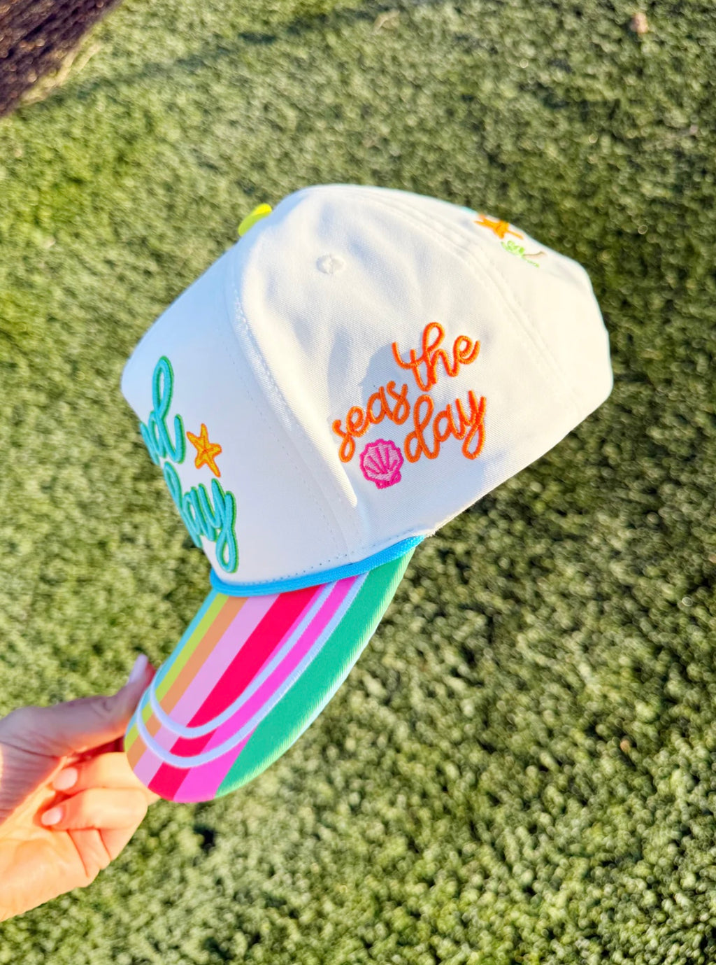 it’s a good day vacay trucker hat