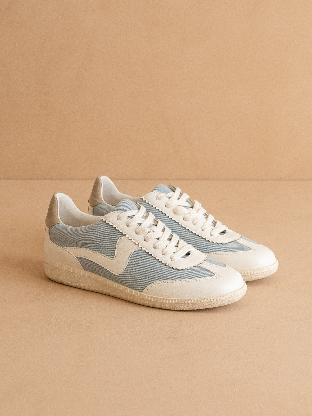 the kyla denim classic low top
